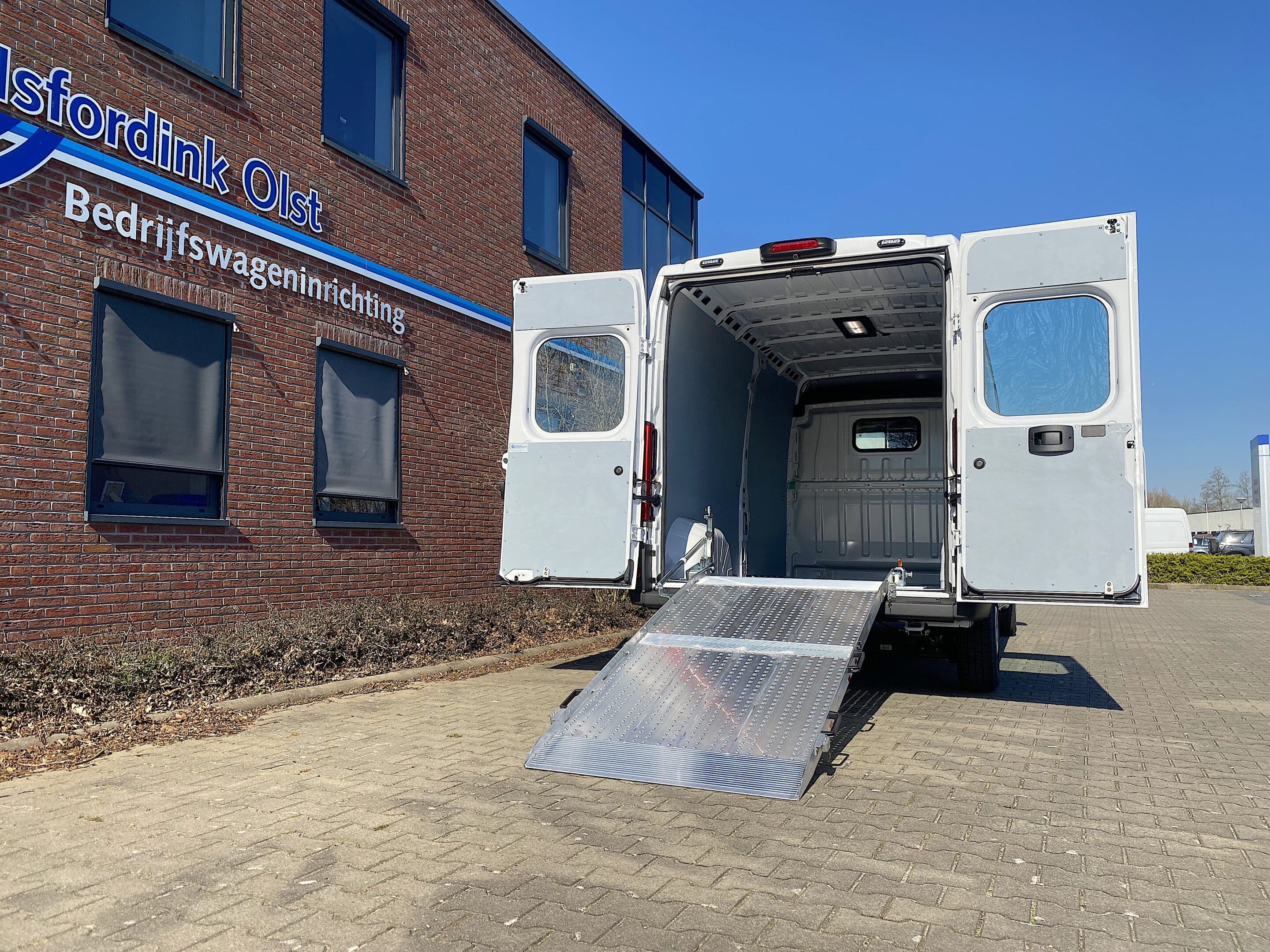 Bedrijfswageninrichting Hengelo